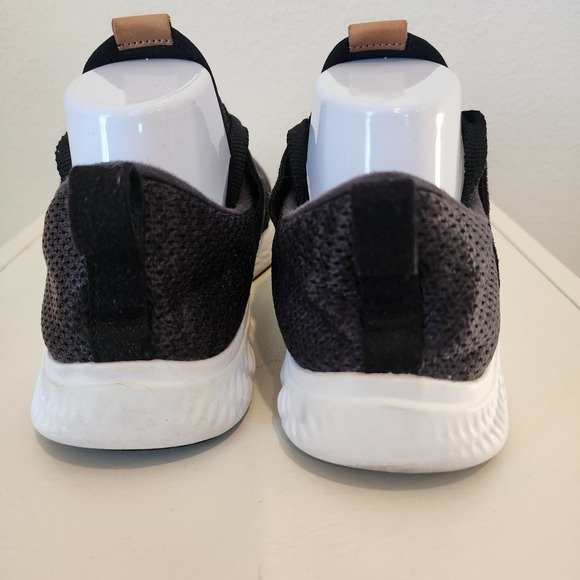 New Balance Fresh Foam Womens Running Shoes Black Size 8.5 - Picture 4 of 7